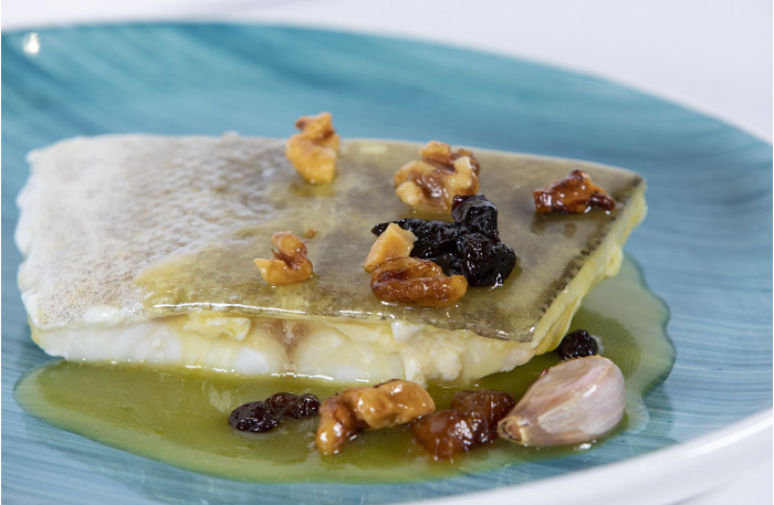 Bacalao a la miel con frutos secos Bacalao a la miel con frutos secos